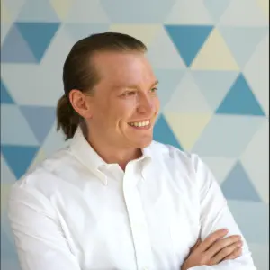 Artemio profile
